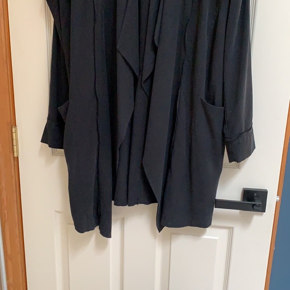 GO>Silk Light Jacket - Picture 3 of 5